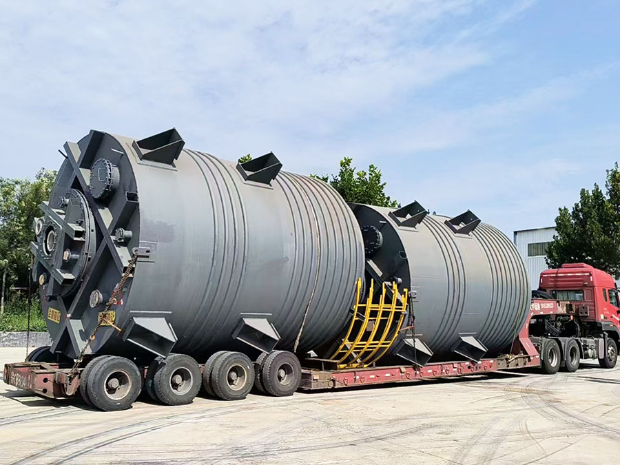 鋼襯塑攪（jiǎo）拌罐